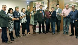 Programação do Dia do Vinho foi apresentada em Santana do Livramento com a presença de representantes dos setores vitivinícola, hoteleiro e gastronômi