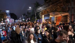 16&#170; Jantar Sob as Estrelas re&#250;ne cerca de 20 mil pessoas em Bento Gon&#231;alves